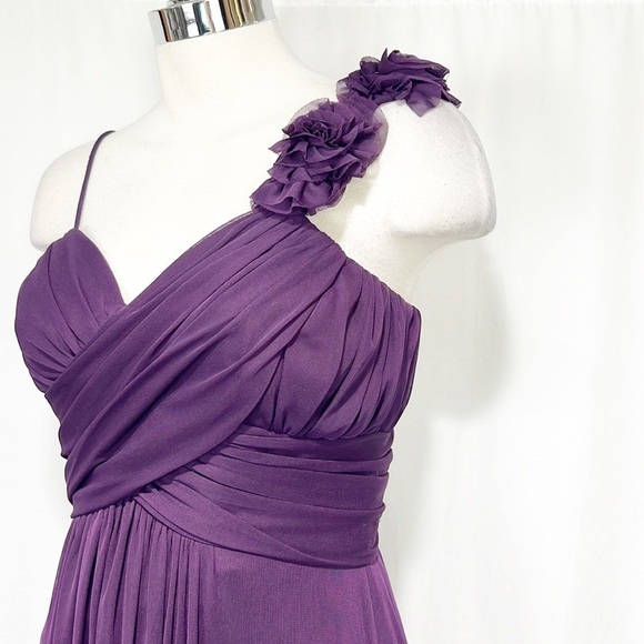 Betsy & Adam Grecian One Shoulder Floral Shoulder Long Gown size 6 Petite Purple - Picture 3 of 10